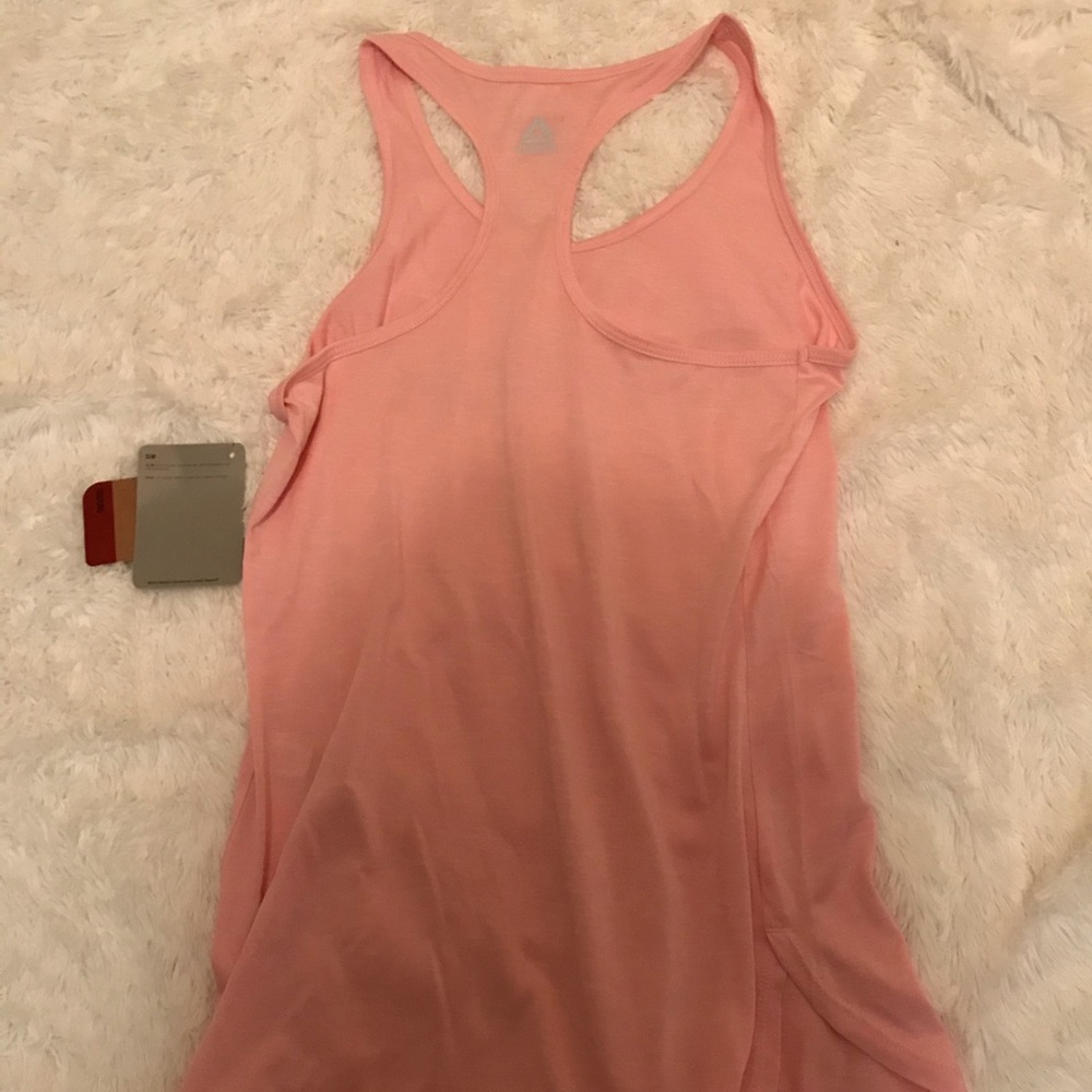 Reebok tee - Picture 4 of 8